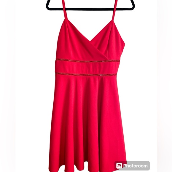Red Faran Ladder Trim Dress Trixxie by Francesca’s NWT - Picture 5 of 9